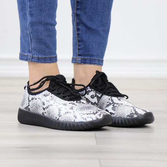 Snake Skin Print Fashion Comfort Walking Sneakers Shoes - Picture 3 of 14